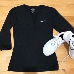 Nike dri fit 3/4 sleeve top